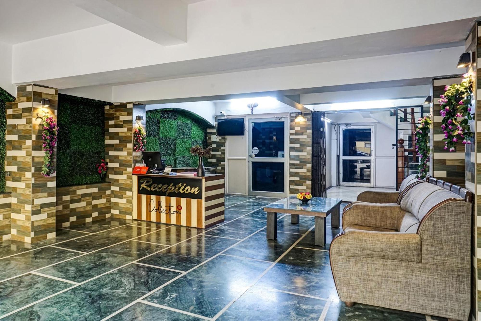Hotel Galaxy Residency Kalyani Nagar Pune Esterno foto